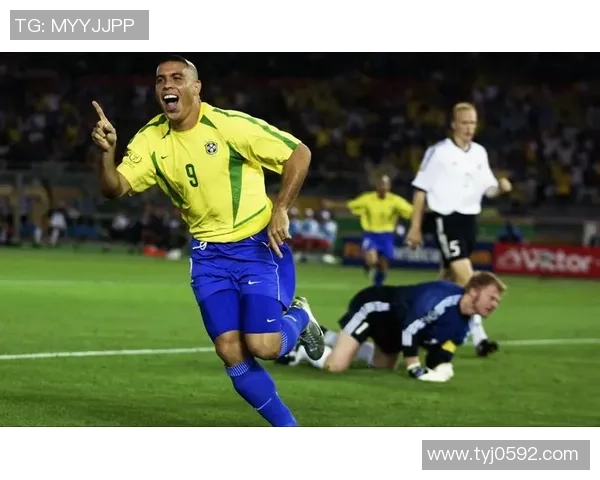 足球历史上的最强传奇球星盘点 谁才是无可争议的足坛之王